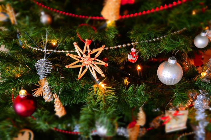 Musica Di Natale.It S Christmas Time La Scuola Civica Di Musica Di Desio Lancia Il Video Di Natale Seietrenta Com